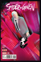 Load image into Gallery viewer, Spider-Gwen (2015) Vol 2