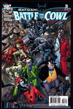 Load image into Gallery viewer, BATMAN BATTLE FOR THE COWL