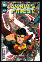 Load image into Gallery viewer, Batman Superman World's Finest (2022)