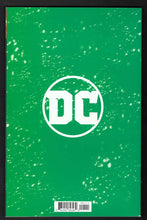 Load image into Gallery viewer, DC UNIVERSE HOLIDAY SPECIAL 2017